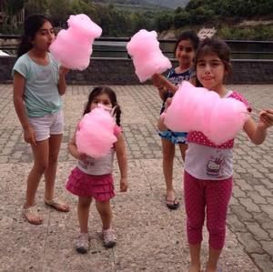 Meet your Posher, Ramzi